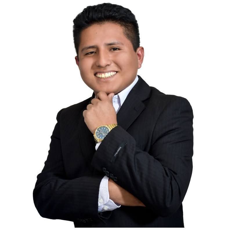Oscar Huamán, ingeniero de sistemas y docente universitario